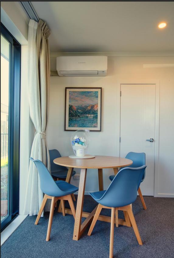 Cozy Retreat On Serene Street هاملتون المظهر الخارجي الصورة